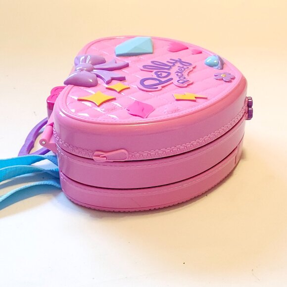 Polly Pocket 2-in-1 Travel Toy Playset with 2 Micro Dolls & Toy - Picture 7 of 11